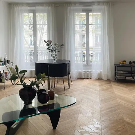 Spacious With Wifi In The Heart Of Parigi