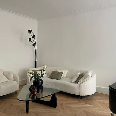 Spacious With Wifi In The Heart Of Appartamento *
